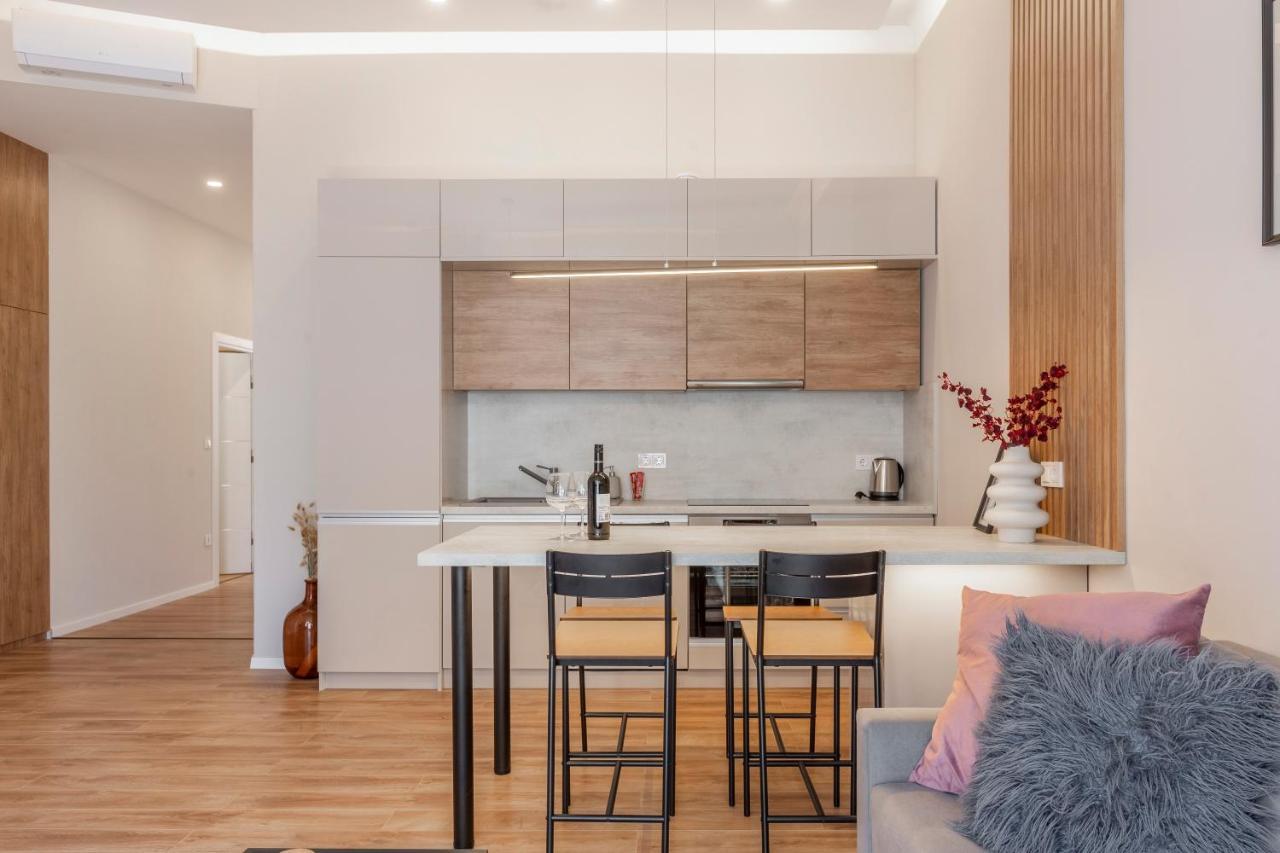 Exclusive Dohany Apartment With Balcony Next To The New York Cafe Budapest Esterno foto
